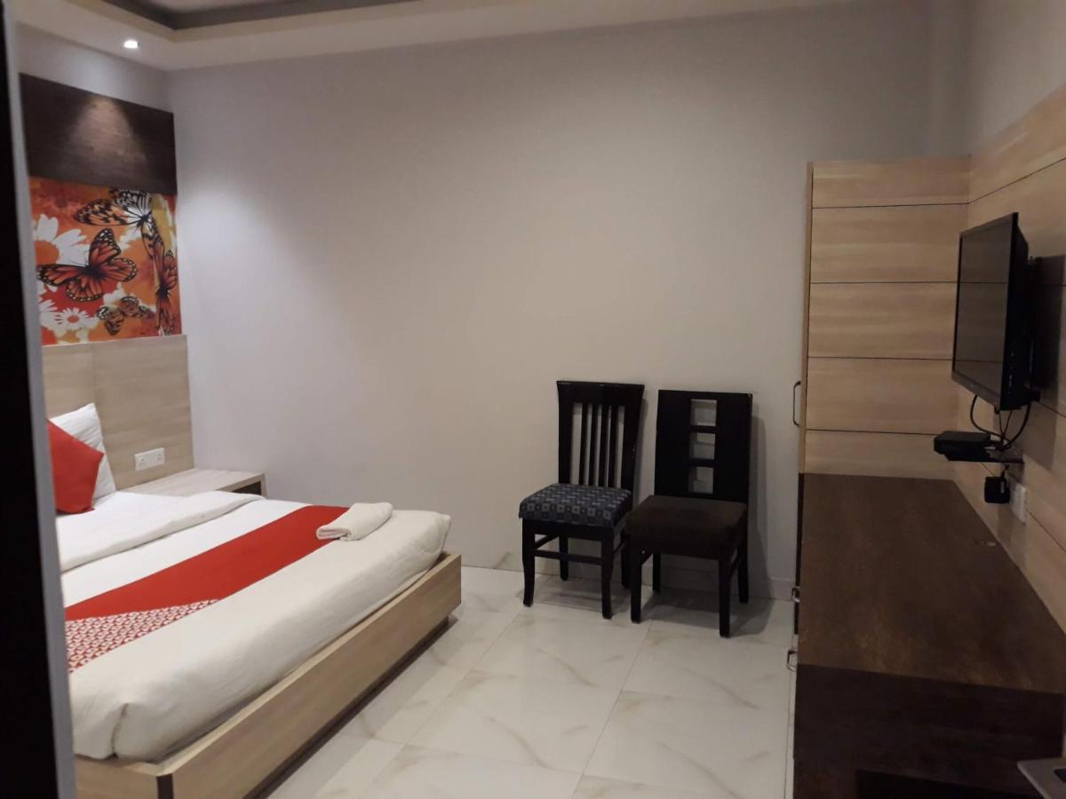 Hotel Megha Inn Lucknow Dış mekan fotoğraf