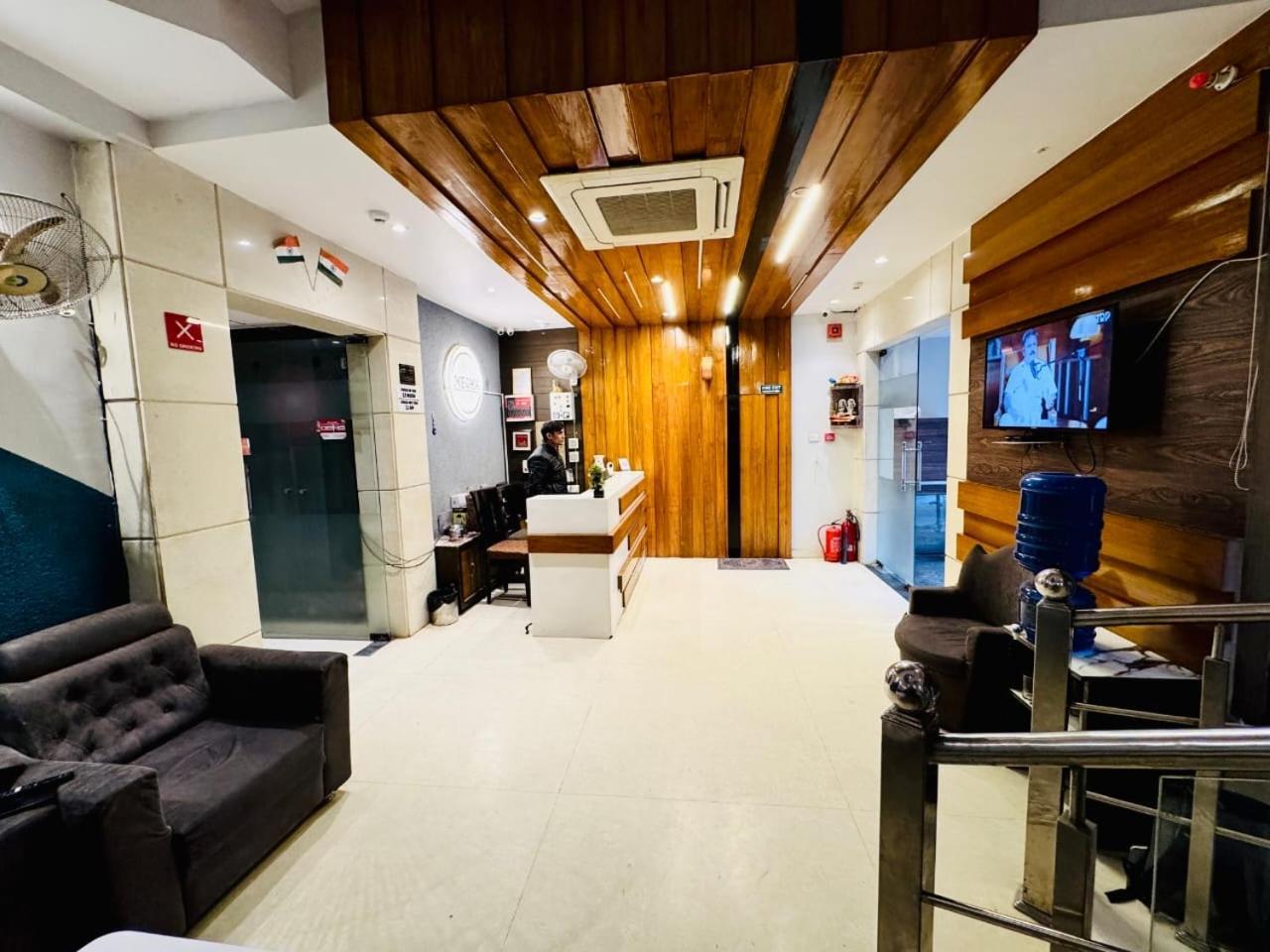 Hotel Megha Inn Lucknow Dış mekan fotoğraf