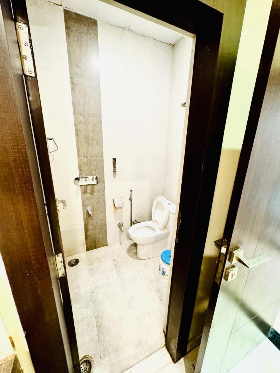 Hotel Megha Inn Lucknow Dış mekan fotoğraf